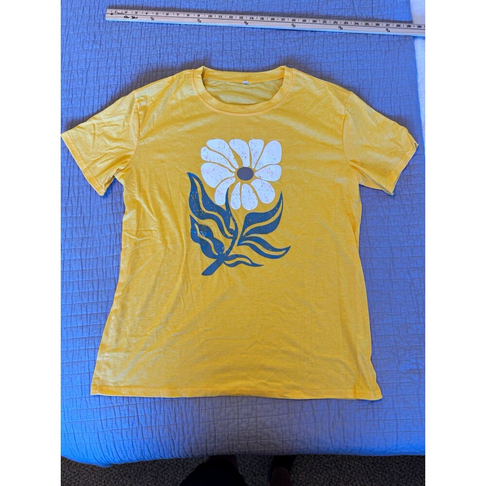 Women’s Yellow Flower Graphic Print Crew Neck Short Sleeve Cotton Knit Tee XL